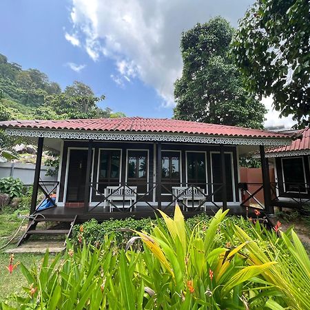 Вілла 1511 Coconut Grove Kampong Juara Екстер'єр фото