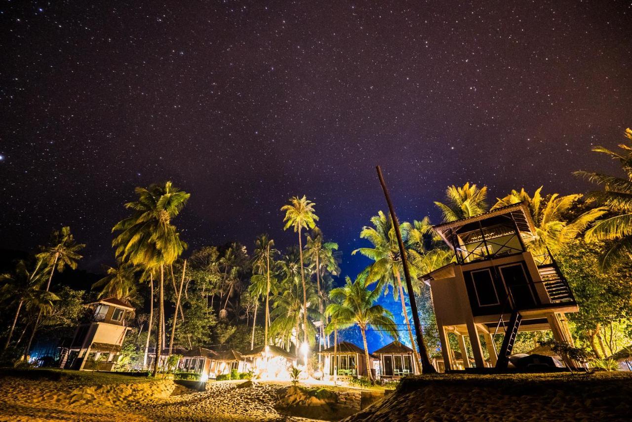 Вілла 1511 Coconut Grove Kampong Juara Екстер'єр фото