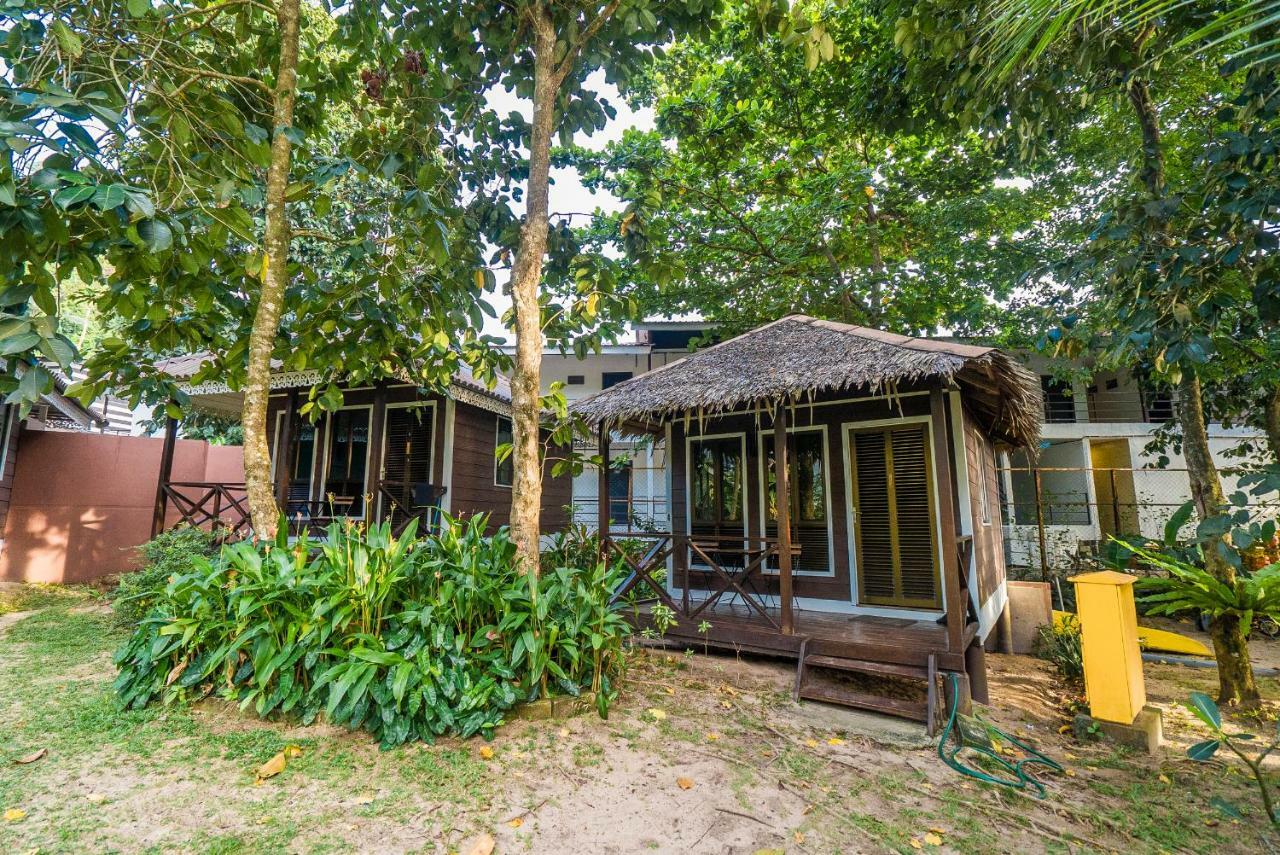 Вілла 1511 Coconut Grove Kampong Juara Екстер'єр фото