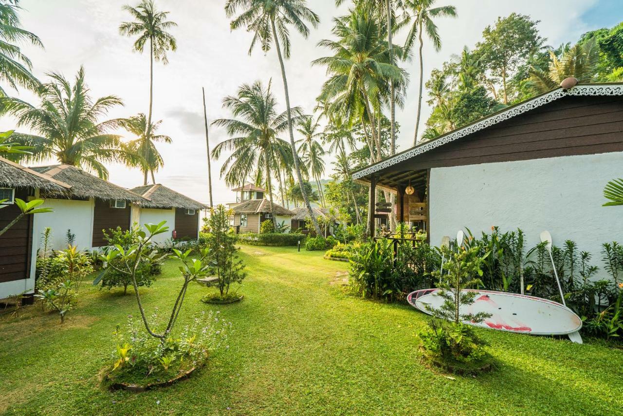 Вілла 1511 Coconut Grove Kampong Juara Екстер'єр фото